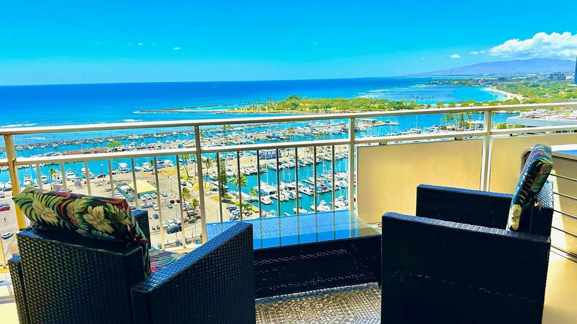 Waikiki Beach Experience! Luxury Oceanview Suite! Honolulu 0*,