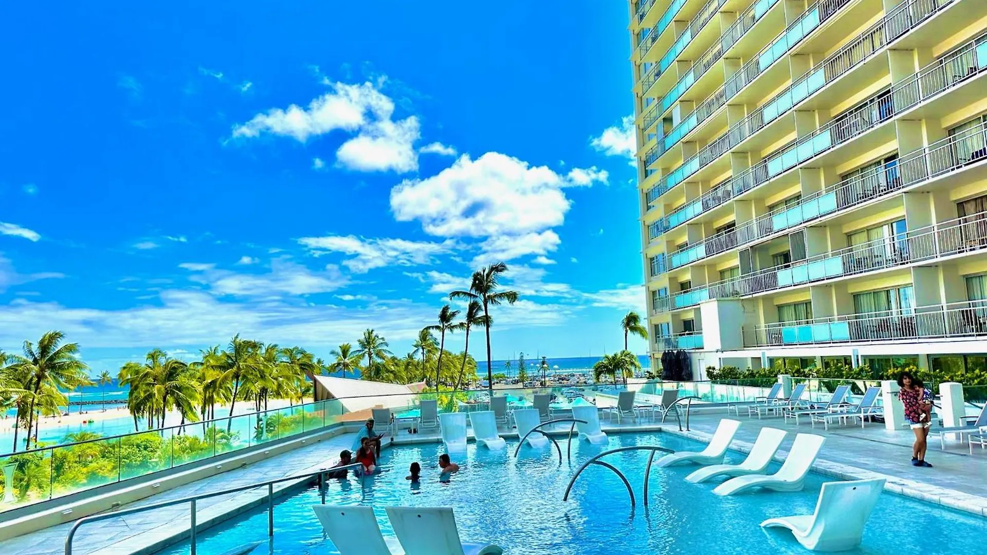 Aparthotel Waikiki Beach Experience! Luxury Oceanview Suite! Honolulu United States