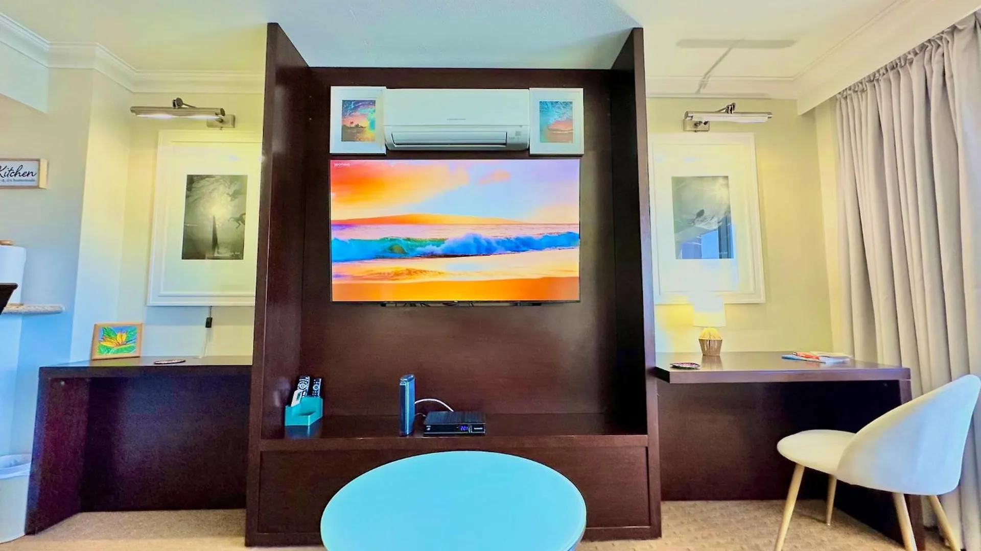 Waikiki Beach Experience! Luxury Oceanview Suite! Honolulu Aparthotel
