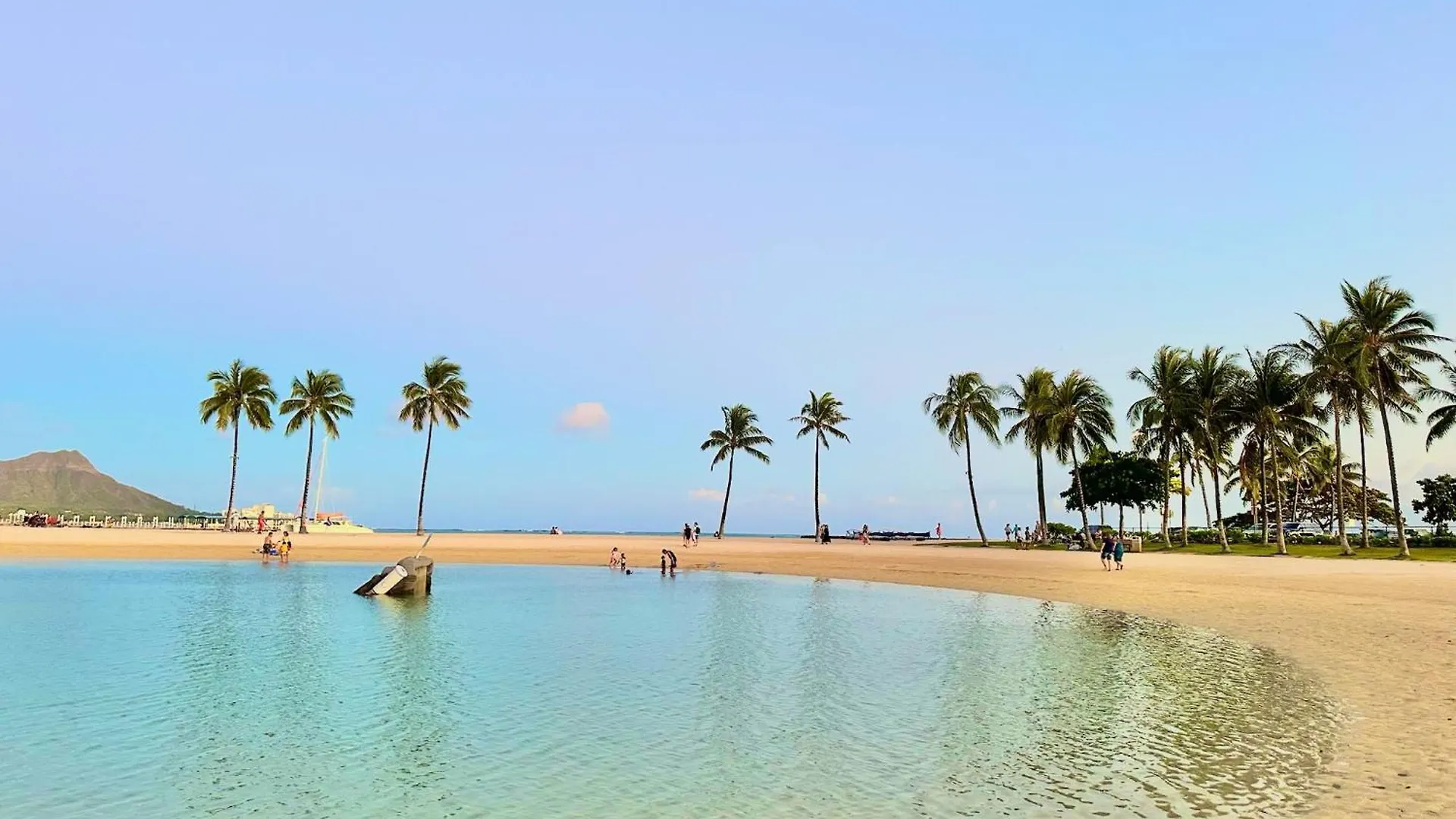 Aparthotel Waikiki Beach Experience! Luxury Oceanview Suite! Honolulu
