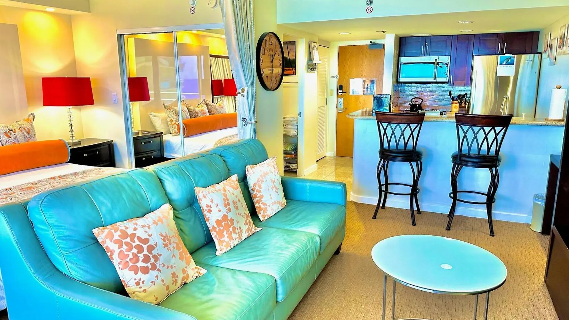 Aparthotel Waikiki Beach Experience! Luxury Oceanview Suite! Honolulu United States